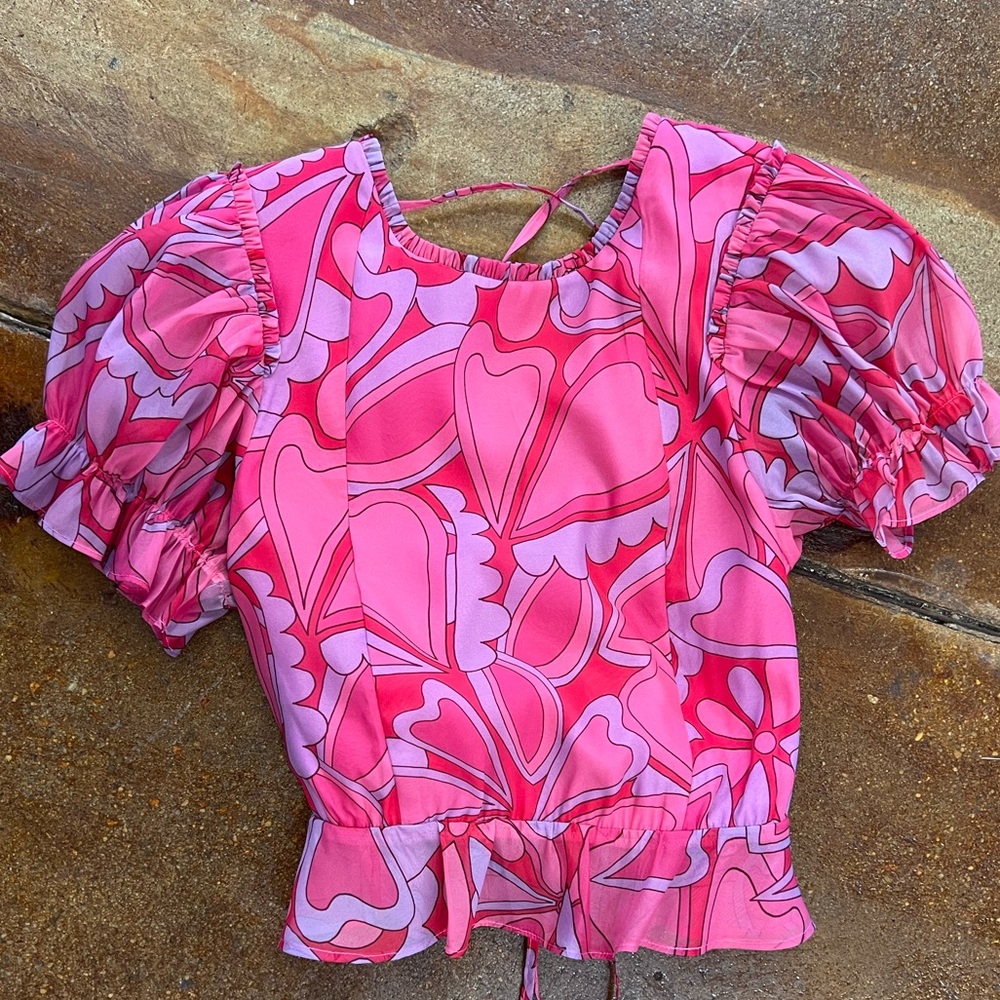 NWT show me your Mumu hearts lace back top